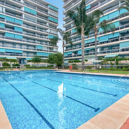 Appartement Athenea 4 *